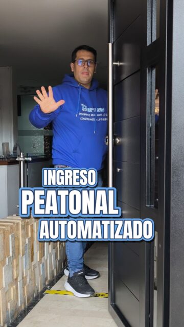 OPERAR UN EDIFICIO INTELIGENTE ES MÁS FÁCIL DE LO QUE CREES

🚨 "Es que eso de la tecnología es muy complicado."
Es la frase que más escuchamos antes de automatizar un edificio. Y entendemos el miedo. Nadie quiere que los residentes, especialmente los adultos mayores, tengan que aprender a usar algo difícil solo para entrar a su casa.
Por eso lo diseñamos para que sea exactamente igual de fácil que antes. Solo que más seguro.

👁️ Así funciona el acceso con reconocimiento facial:
🚶 El residente camina normalmente hacia la puerta
👁️ El dispositivo reconoce su rostro de forma automática
🔓 La puerta abre sola — sin tocar nada, sin tarjetas, sin claves
🚪 El residente entra, suelta la puerta y listo
Eso es todo. Ni un paso más.

¿Qué NO tiene que hacer el residente?
❌ Buscar llaves
❌ Recordar códigos
❌ Tocar ningún botón
❌ Esperar a que alguien abra

La tecnología más avanzada es la que no se nota.
La que simplemente funciona, todos los días, para todos los residentes.
📲 Escríbenos y descubre lo fácil que es vivir en un edificio automatizado.
Domosis — Más de 10 años automatizando edificios en Bogotá.